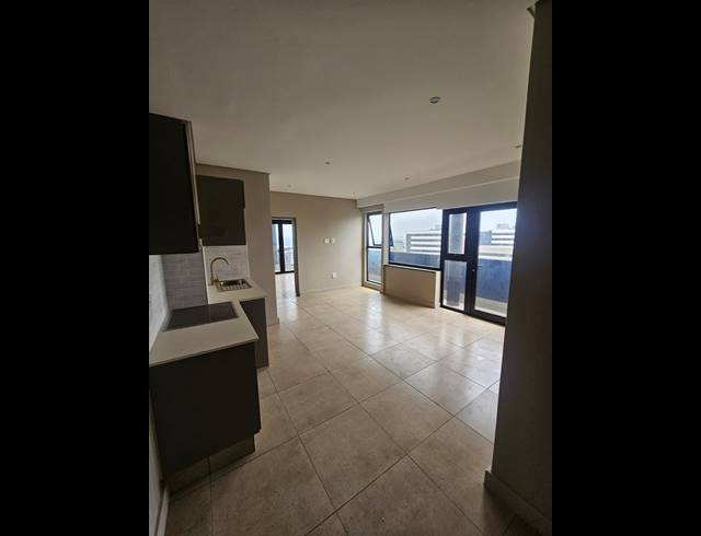 2 BEDROOM APARTMENT FOR SALE IN SANDOWN